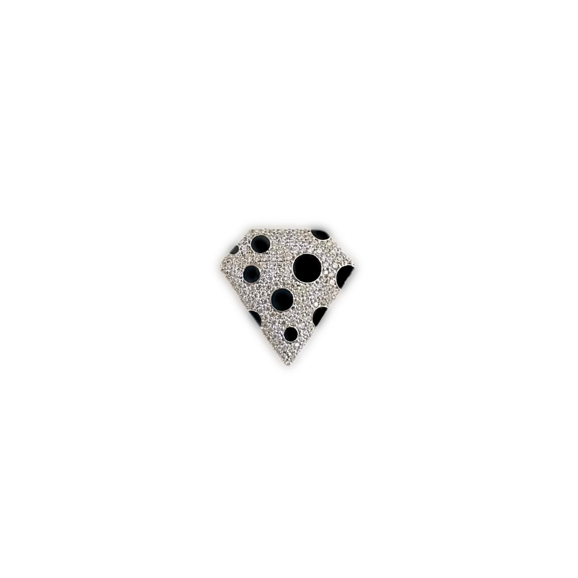 DOTTED DIAMOND PENDANT